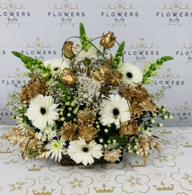 Gold & White Arrangement