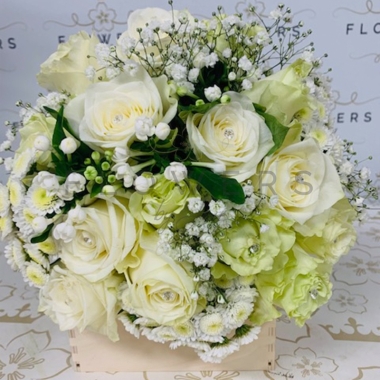 IVORIES DOME BRIDAL BOUQUET