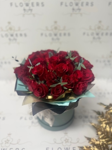 LUXURY Tiffany ROSES HAT BOX