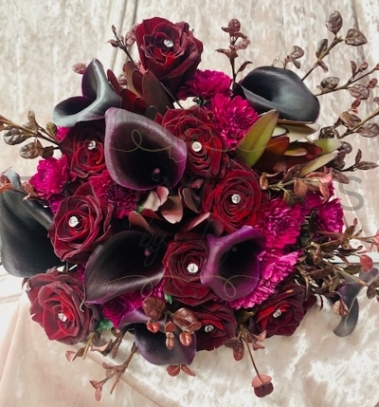 Maroons Freeflow Bridal Bouquet