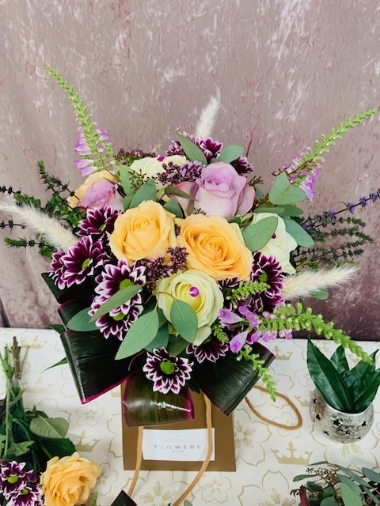 Peach & Lilacs Bridal bouquet