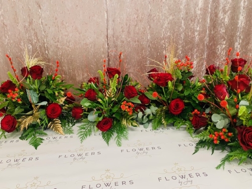 Red Rose Table Centres